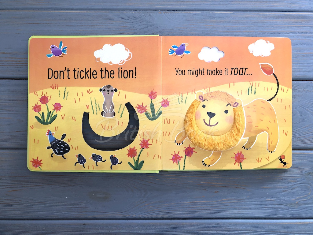 Книга Don't Tickle The Lion! зображення 2